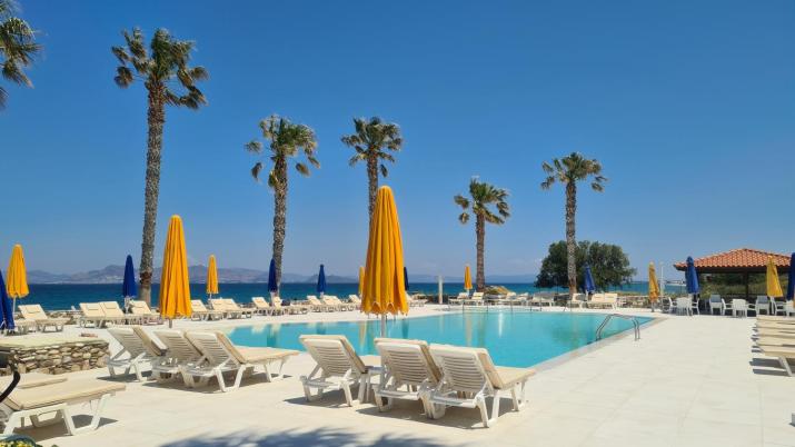 Irina Beach Hotel