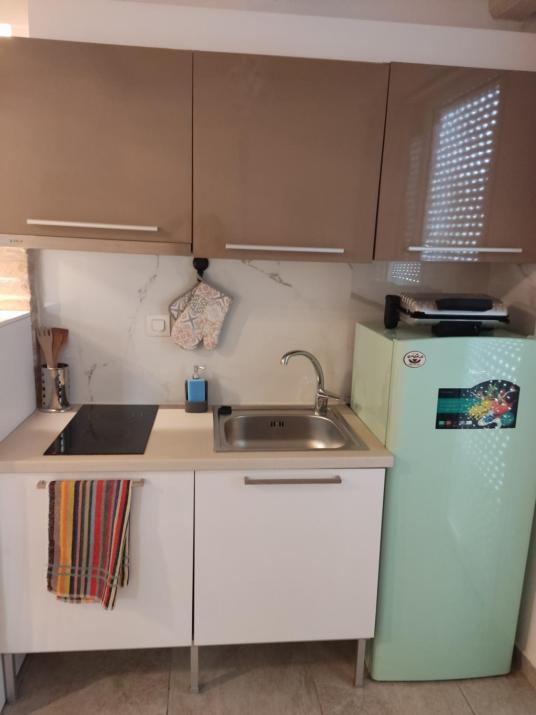 CAREZZA APARTMENTS