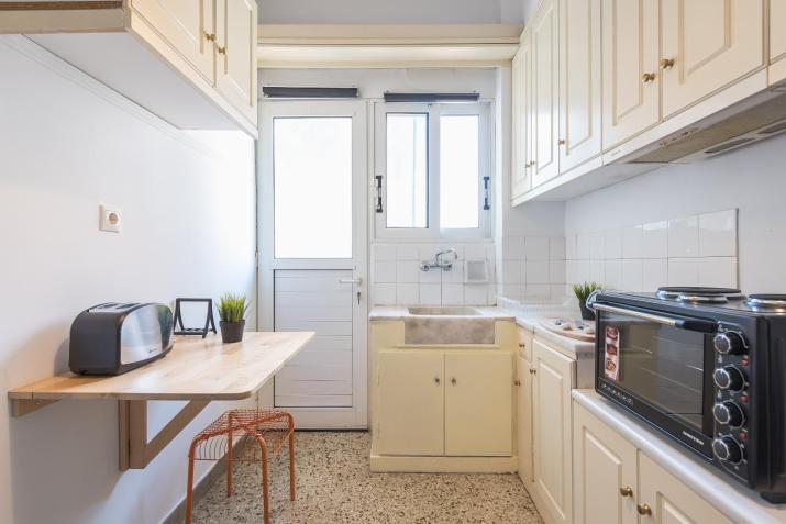 Dionisos Apartment