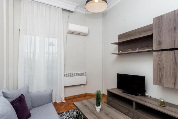 C.4 Red Rose #colony_central_apartment
