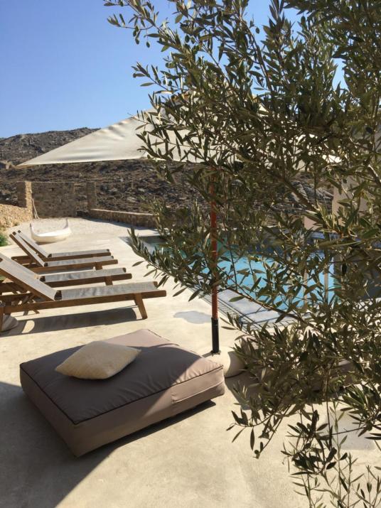 Aviola Mykonos
