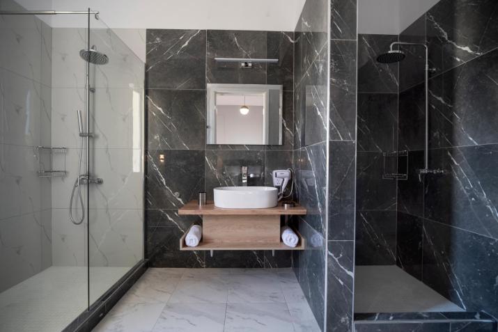 Plaka Arch Suites