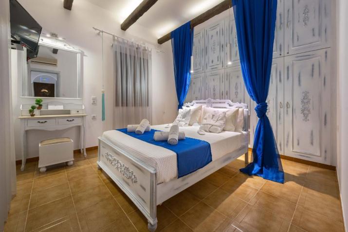 Luxury Rhodes Villa Diamond Villa Hot Tub Beautiful Terrace 3 Bdr Lindos