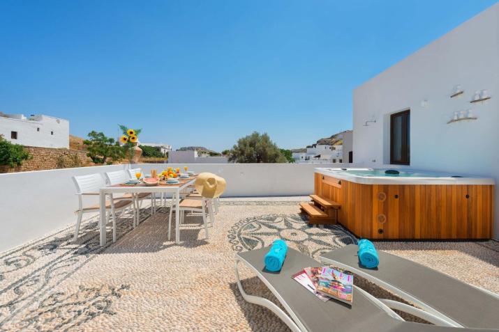 Luxury Rhodes Villa Diamond Villa Hot Tub Beautiful Terrace 3 Bdr Lindos