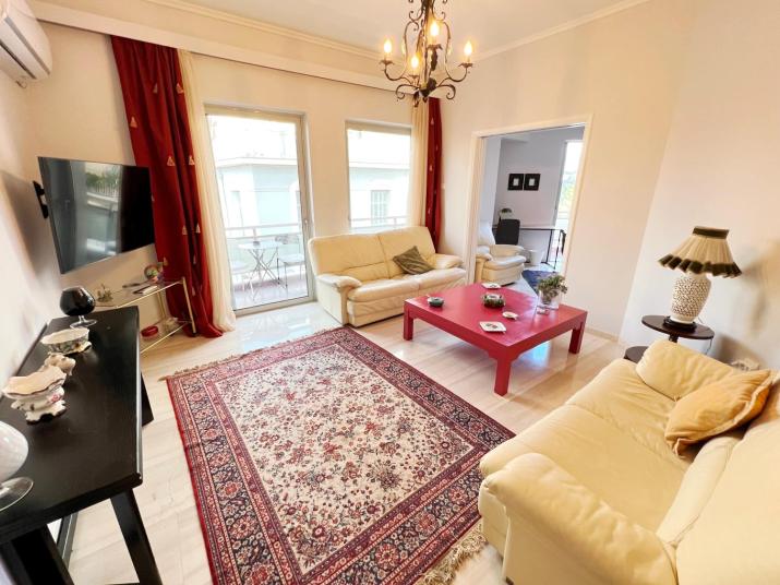 A Stroll to the Acropolis - By Athenian Homes