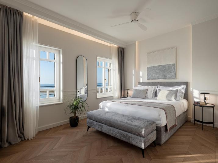 Riviera Suites