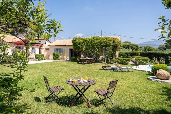 Villa Loukia