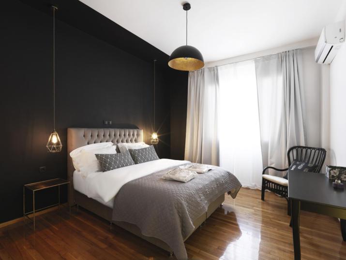 Athenian Apartment in the center with Jacuzzi