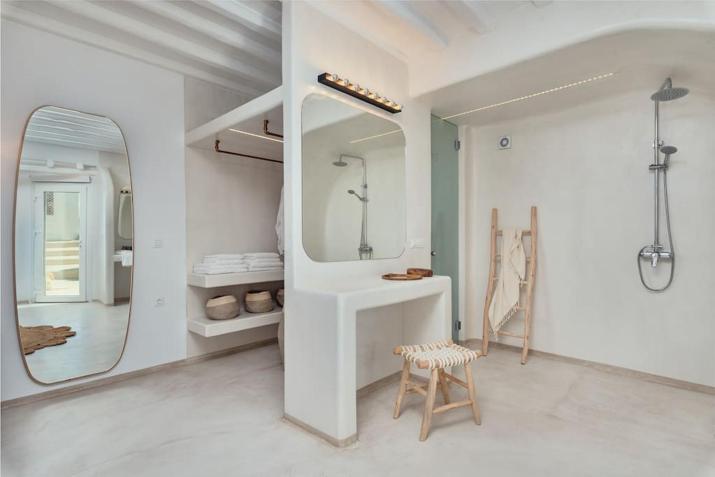 Private Villa Beachfront 30steps to Alemagou Beach