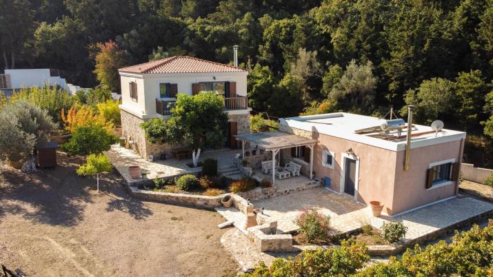 Chaihoutes stone villa into Olive farm in Zia