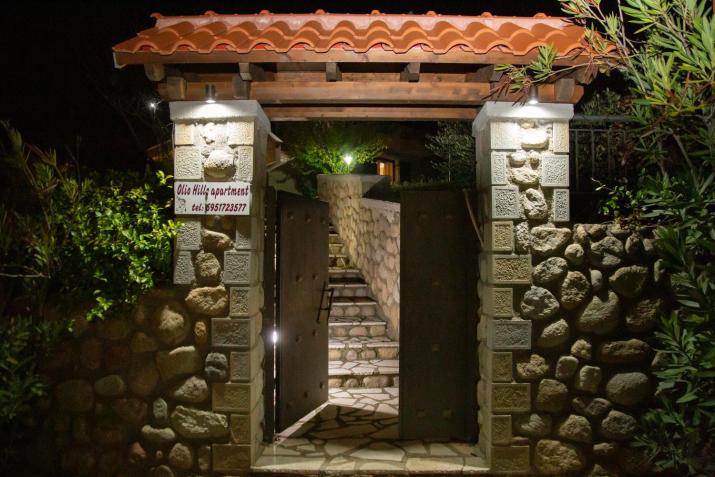 Meteora Olio Hills apartment