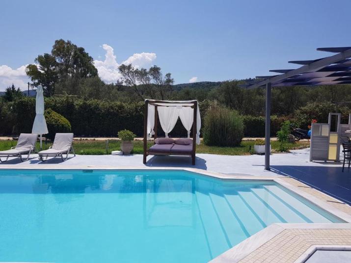 Seaview Villa Aris with private pool by Lefkadastay
