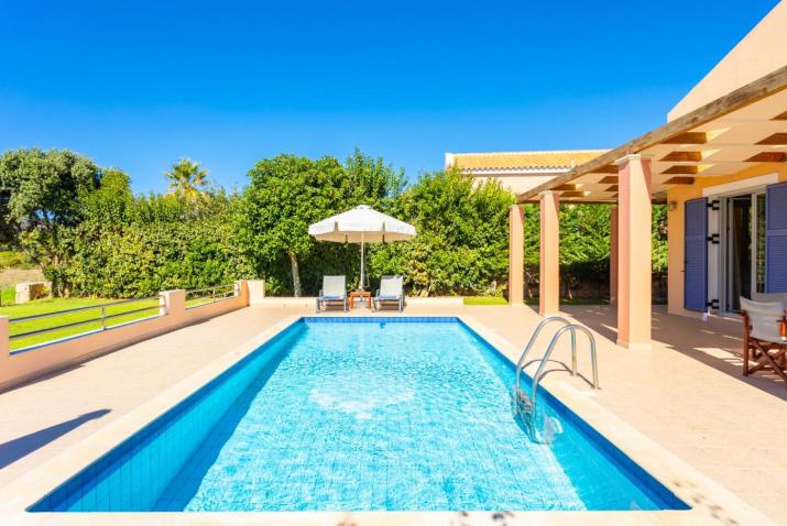 Antigoni Beach House