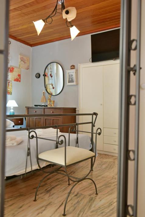 Chrysoula's Home