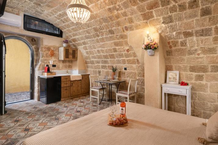 Stone Cave Suite