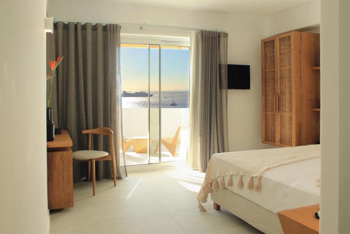 Calistus Mykonos