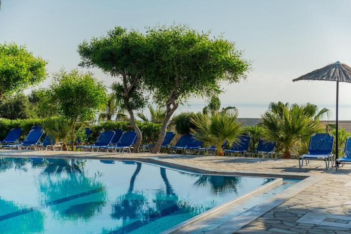 Semiramis Village Hotel