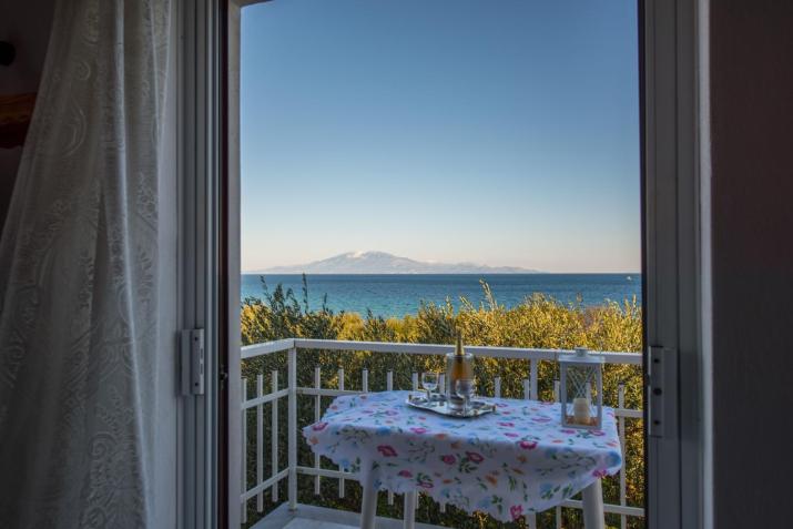 Jimmy's Sea View Studios