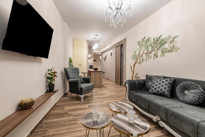 Psyche & Eros Mythical Suites