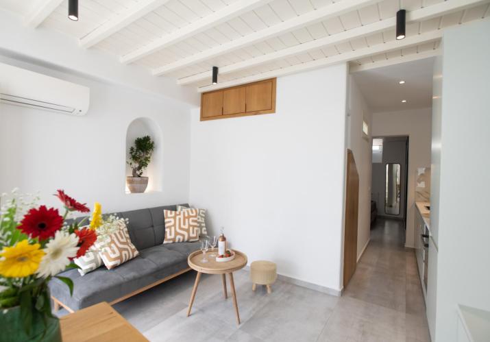 The Mykonos Bougainvillea Townhouse