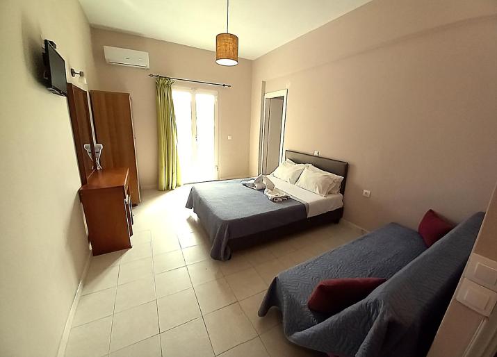 MARE BLU STUDIOS & SUITES