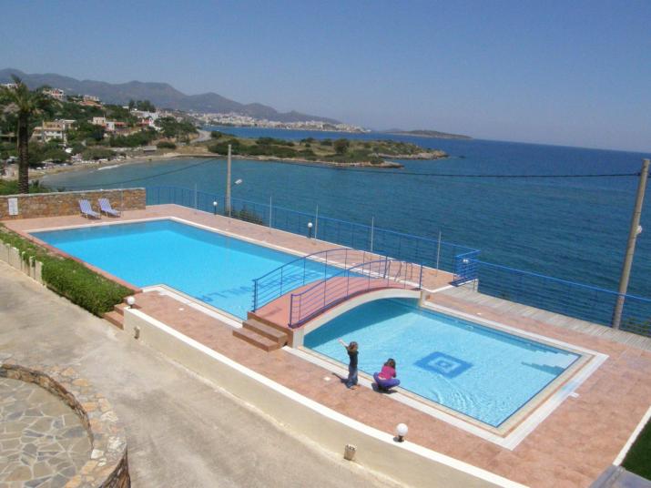 Poppy Villas