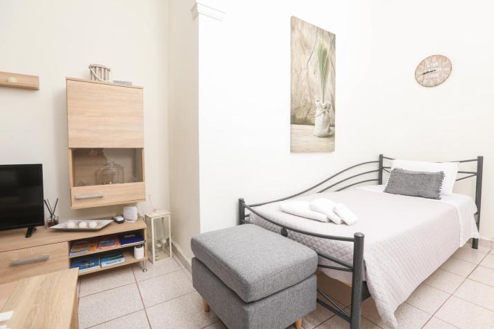 Dafnis City Apartment