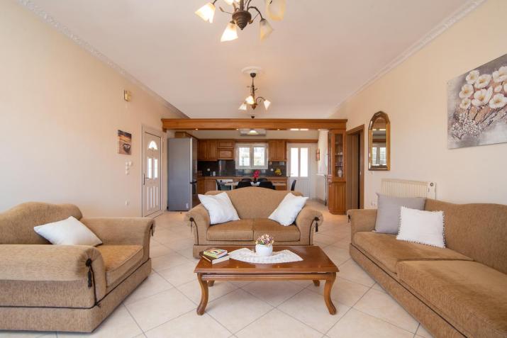 Yanna's Sea View Holiday House