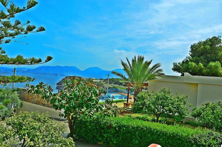 Poppy Villas