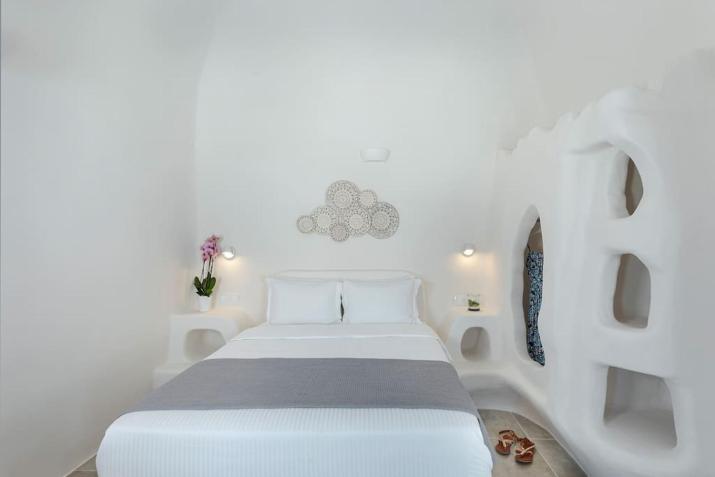 Aleanna Traditional Villa Fira