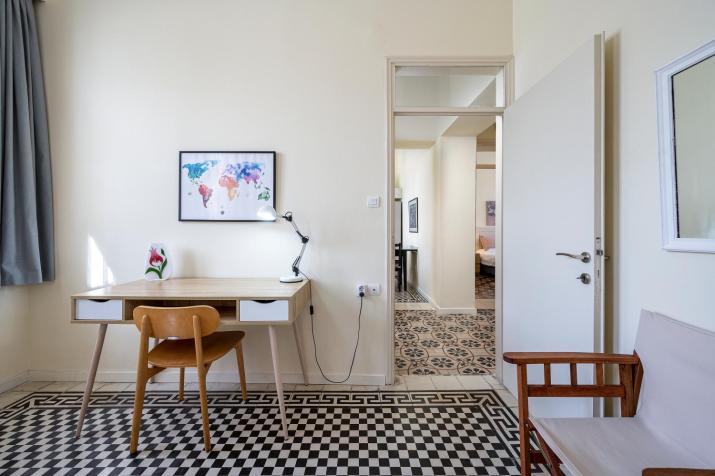 Casa Vecchia 1930’s Central Masterpiece