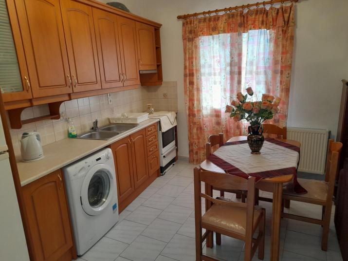 Alexandros Apartment