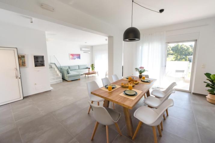 Euphoria Blue Villa στην περιοχή Ιξιά