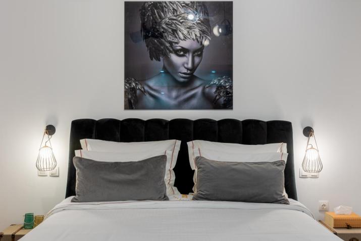 2 Mazi Suites