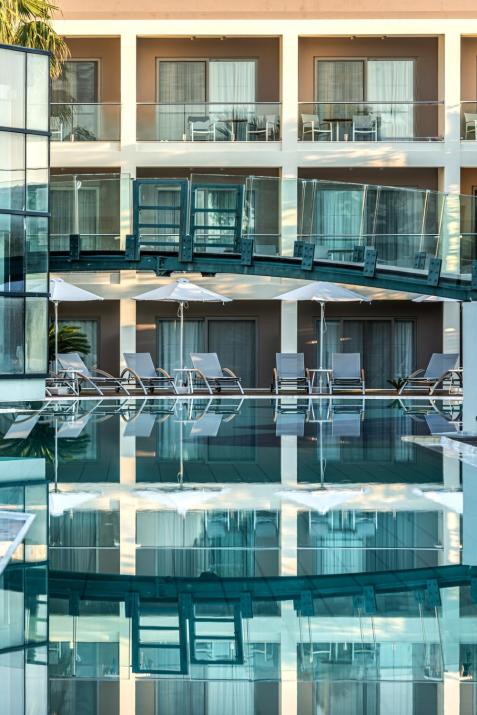 Minos Mare Royal