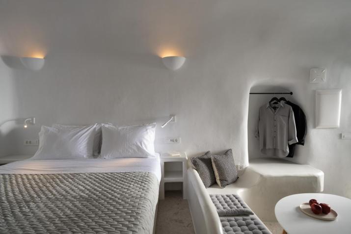 Nisó Cave Suites
