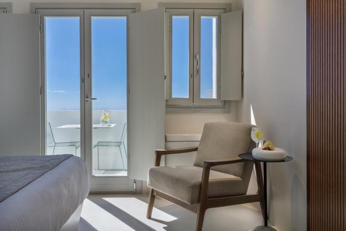 Akra Suites & Spa