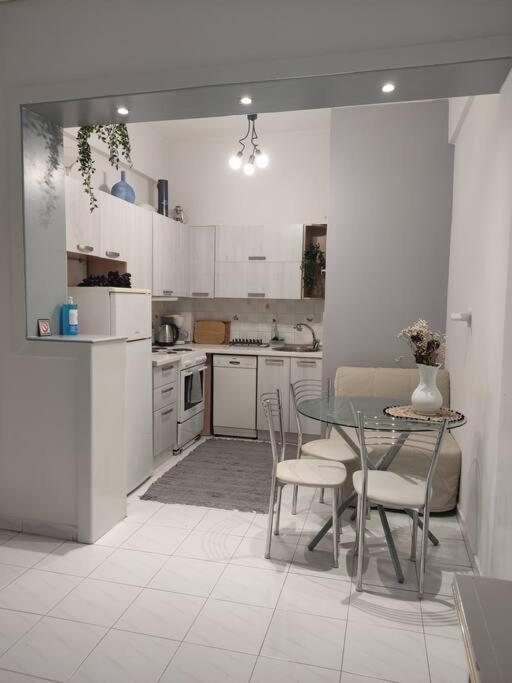 M.V Apartment