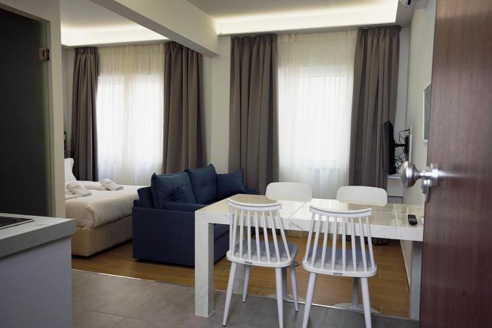TiP - ToP Suites