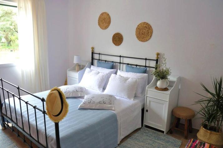 Villa Erietta near Lefkas center
