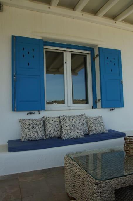 Cycladic Home with Sea View in Kalo Livadi