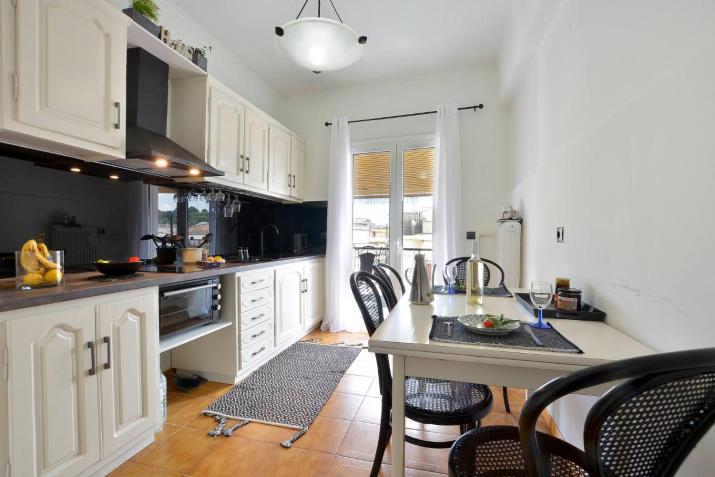 Vassiliki Town Suite