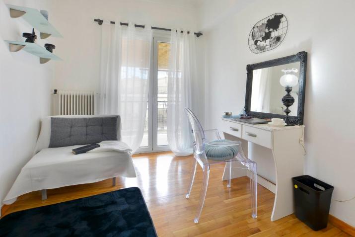 Vassiliki Town Suite
