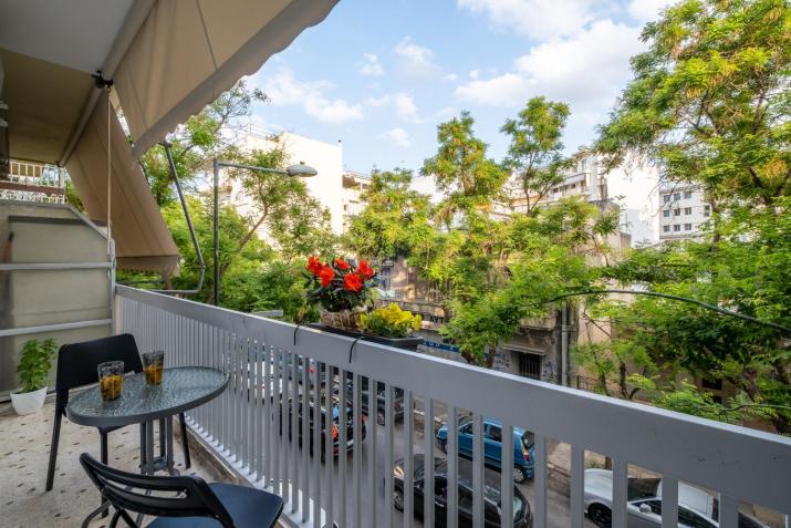 SOKOS Residence, 1' walk from Aghios Ioannis Metro