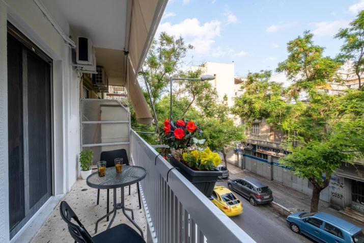 SOKOS Residence, 1' walk from Aghios Ioannis Metro