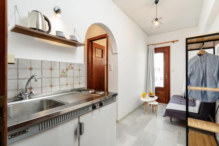 Flerianos Studios Naxos