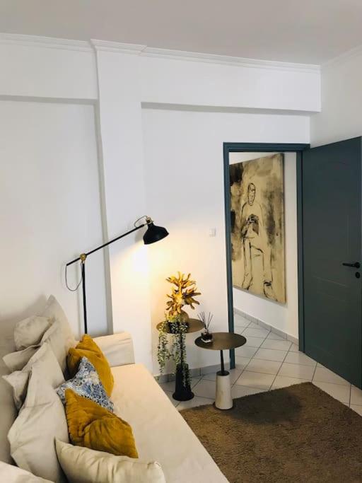2 BD Apt in KOLONAKI - 4 min away from Metro Panepistimio