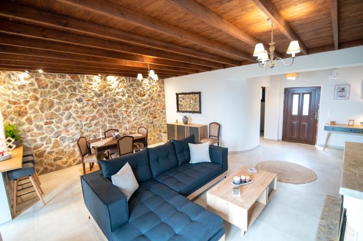 DIMIS ASOMATOS HOMES