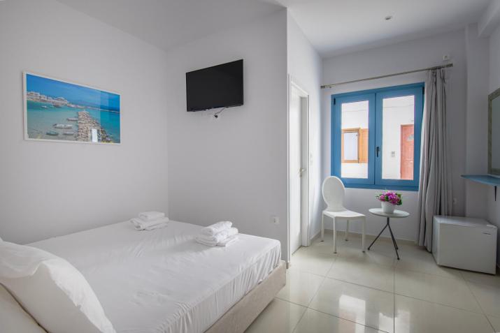 Porto Bello di Paros
