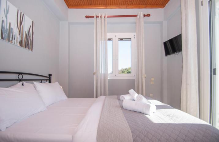 SOHORO Forest Hill Apartment by 